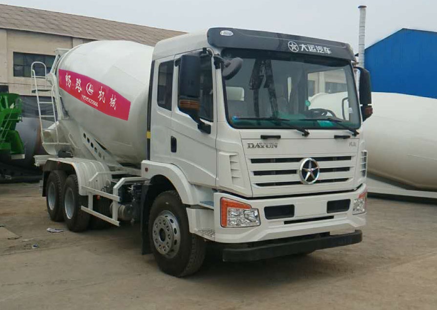 12方搅拌罐车